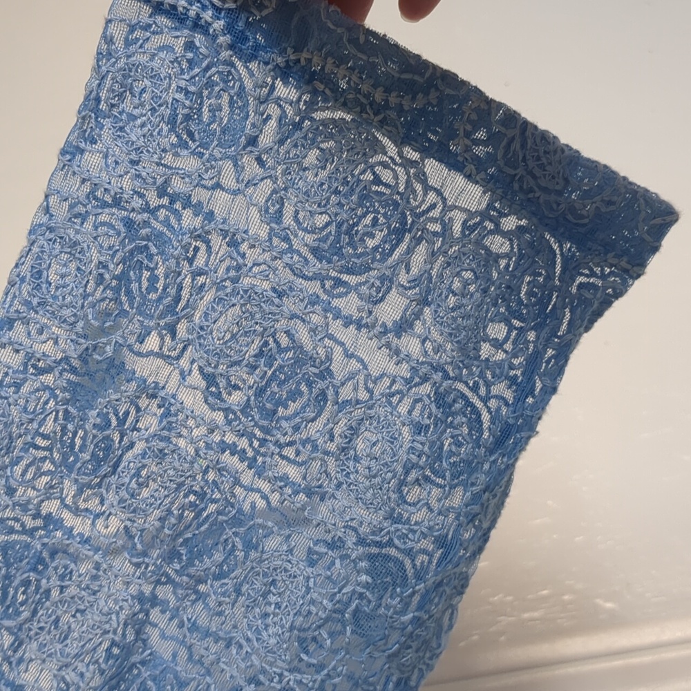 Blue Lace Women's Top Lg - Picture 3 of 4
